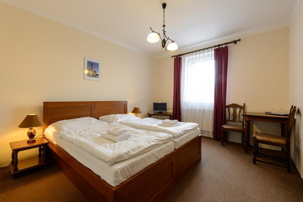 Hotel Valdstejn Reichenberg Zimmer foto