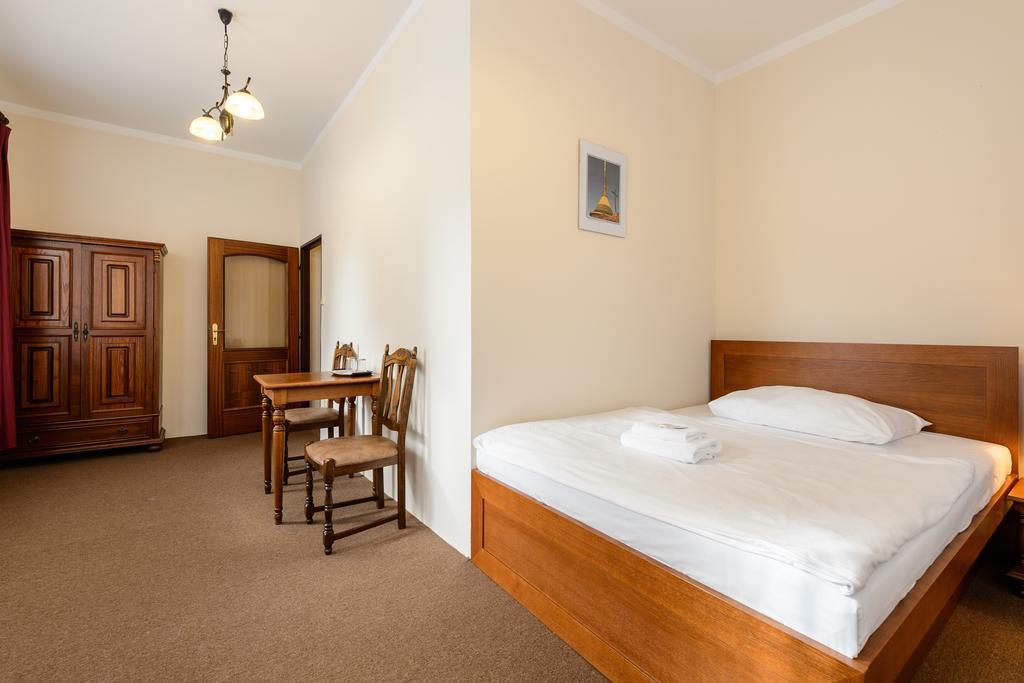 Hotel Valdstejn Reichenberg Zimmer foto