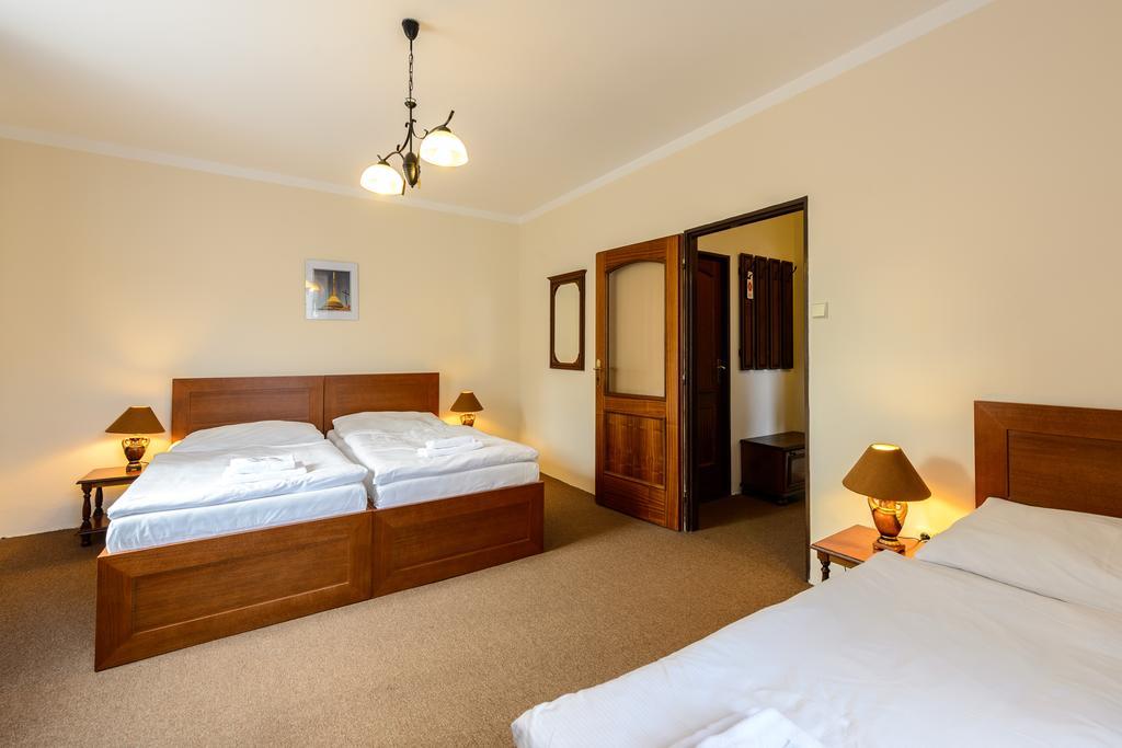 Hotel Valdstejn Reichenberg Zimmer foto