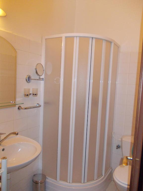 Hotel Valdstejn Reichenberg Zimmer foto